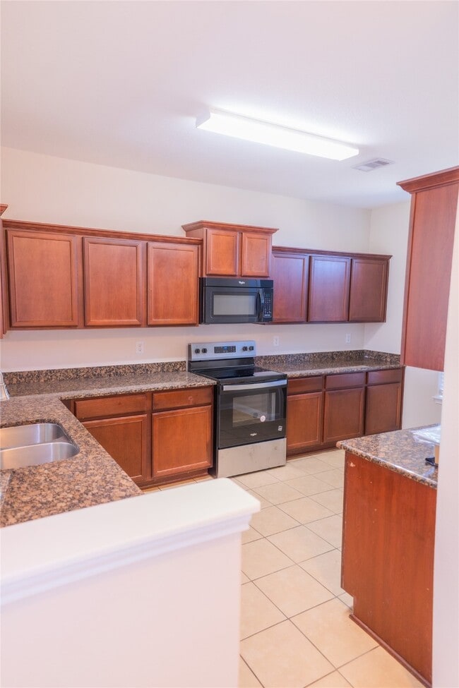 property at 5123 Harbor Palm Dr