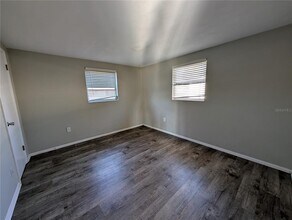 7201 Rhinebeck Dr in Port Richey, FL - Building Photo - Building Photo