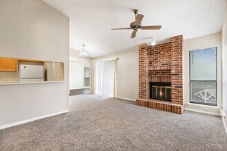 4839 Brandeis St in San Antonio, TX - Building Photo - Building Photo