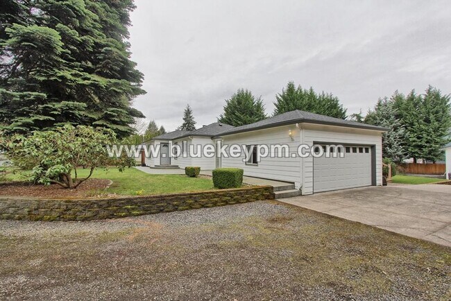 4114 NE 56th St in Vancouver, WA - Building Photo - Building Photo