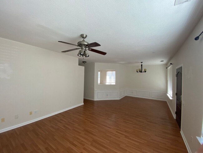 5273 Trophy Dr in Fairfield, CA - Building Photo - Building Photo