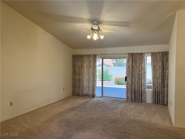 property at 2516 Sunup Dr