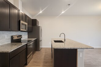 529 S Quillan Pl in Kennewick, WA - Building Photo - Building Photo