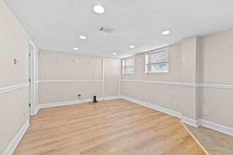 3534 E Fall Creek Pkwy N Dr in Indianapolis, IN - Building Photo - Building Photo