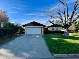 6626 50th St in Sacramento, CA - Building Photo