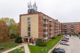 Residences on 14th in Hamilton, ON - Building Photo - Building Photo