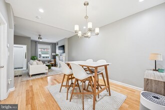 115 E Duval St in Philadelphia, PA - Building Photo - Building Photo