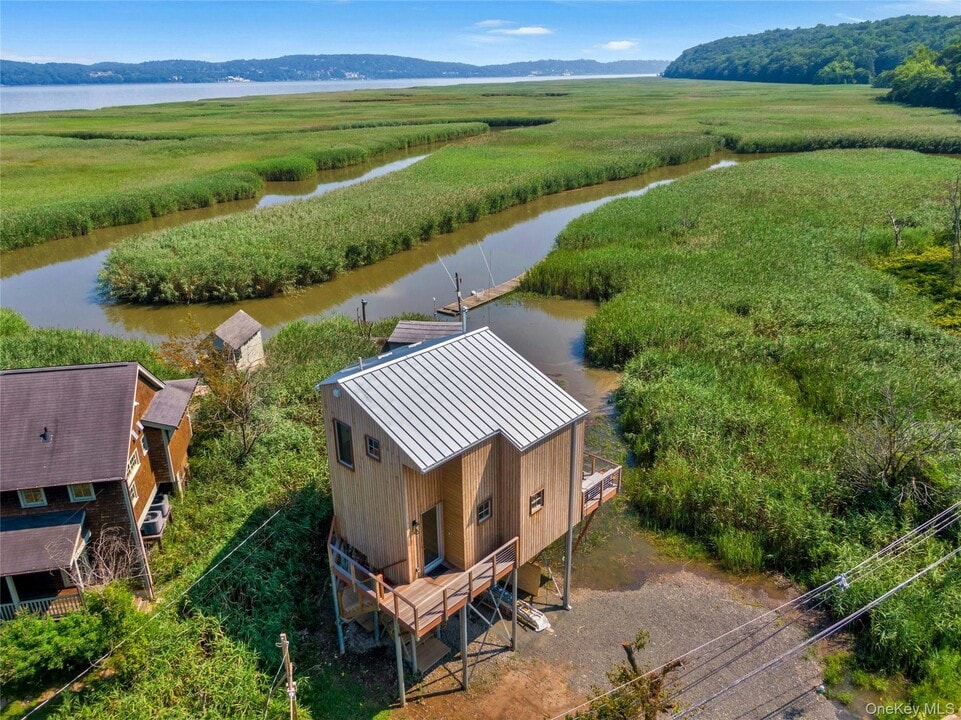 93 Paradise Ave in Piermont, NY - Building Photo