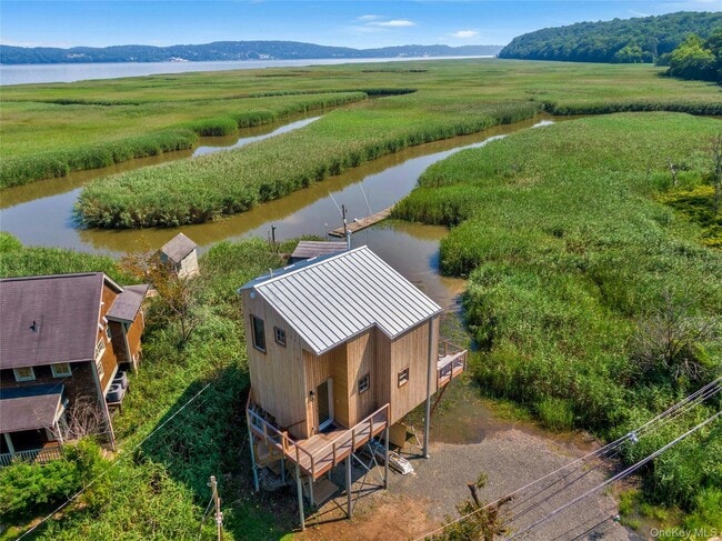 property at 93 Paradise Ave