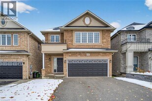 61 Irwin Ave in Hamilton, ON - Building Photo