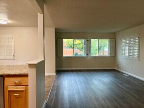 1139 Meridian Cir in Santa Rosa, CA - Building Photo - Building Photo