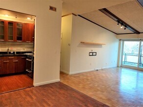 57 Broadlawn Park, Unit 20B in Boston College, MA - Foto de edificio - Building Photo