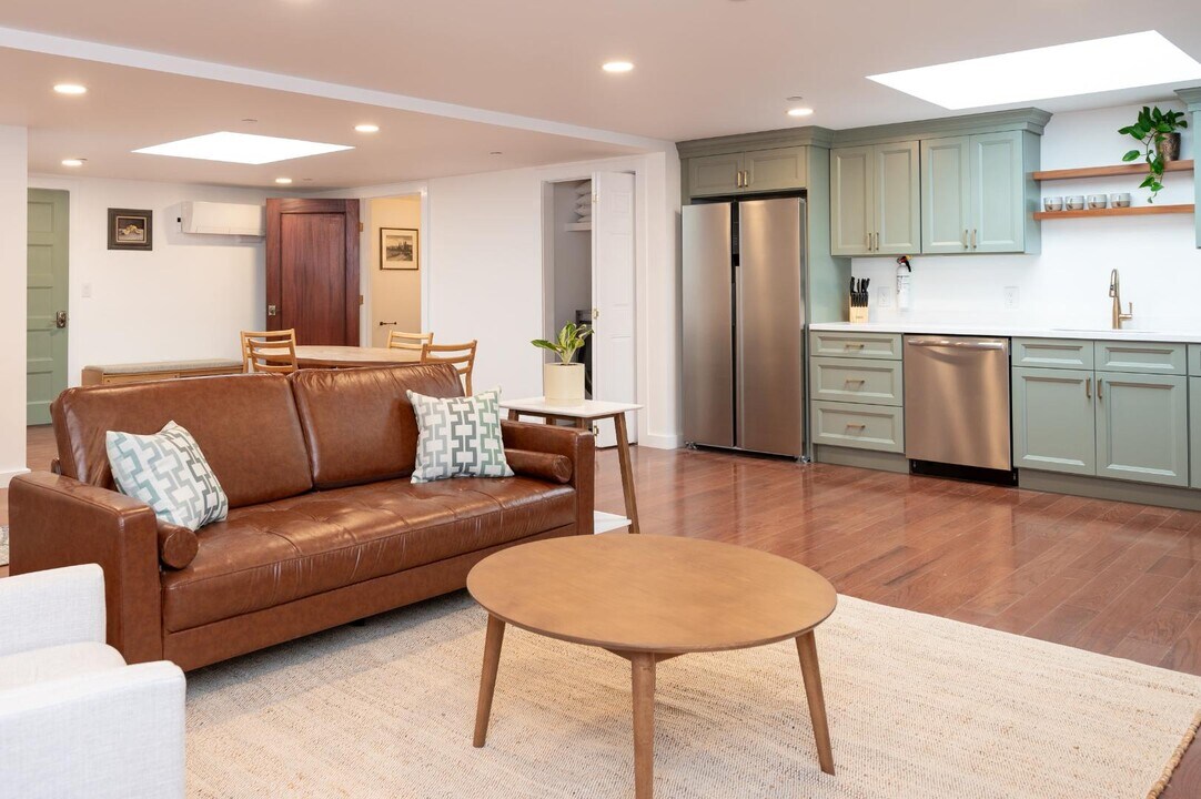 24 Wales St in Rutland, VT - Building Photo