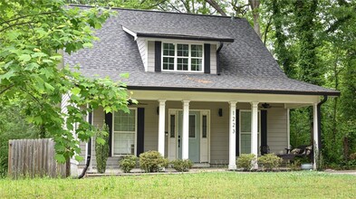 1223 Bridges Ave SW in Atlanta, GA - Building Photo - Building Photo