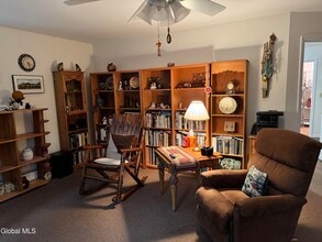 18 Conver Dr in Saratoga Springs, NY - Building Photo - Building Photo