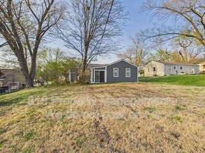 11307 E 77th Terrace in Raytown, MO - Building Photo - Building Photo