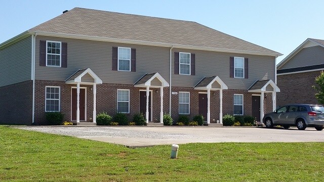 793 Cherrybark Ln in Clarksville, TN - Building Photo