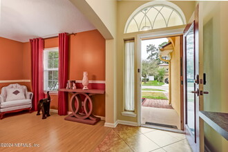 529 Casa Sevilla Ave in St. Augustine, FL - Foto de edificio - Building Photo