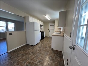 1165 Whitney Road East in Fairport, NY - Building Photo - Building Photo