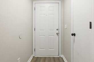 5766 Spanish Oak Dr in Columbus, GA - Building Photo - Building Photo