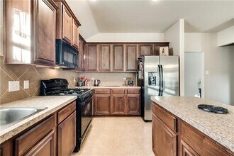 1111 Gaines Rd in Melissa, TX - Building Photo - Building Photo
