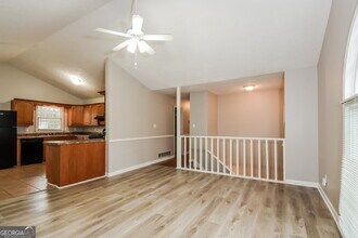 28 Sweetwater Dr in Powder Springs, GA - Building Photo - Building Photo