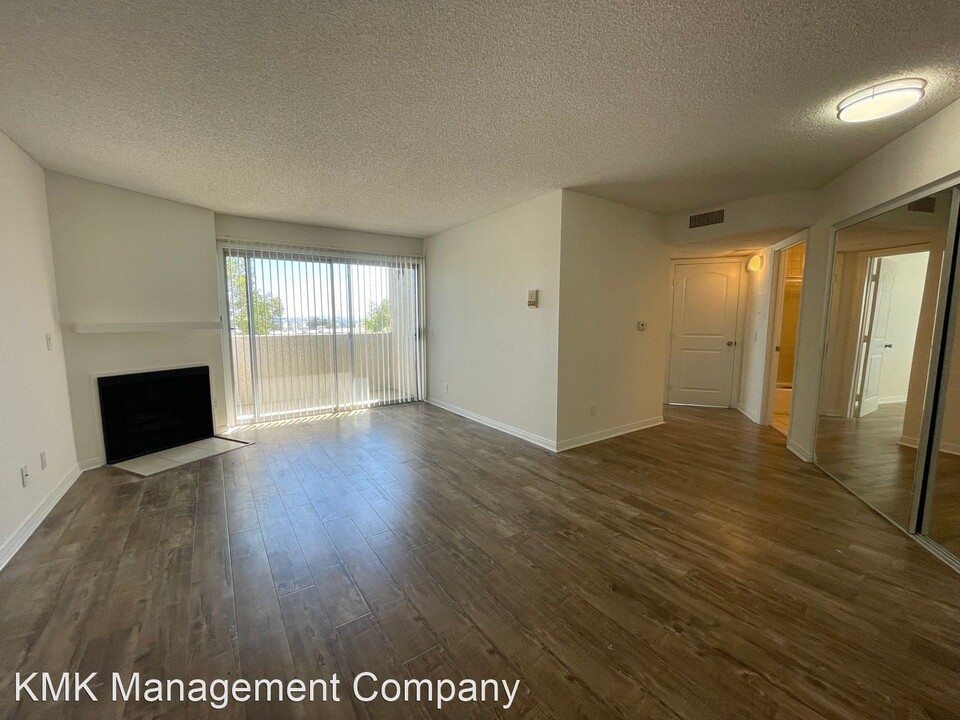 10520 National Blvd in Los Angeles, CA - Building Photo