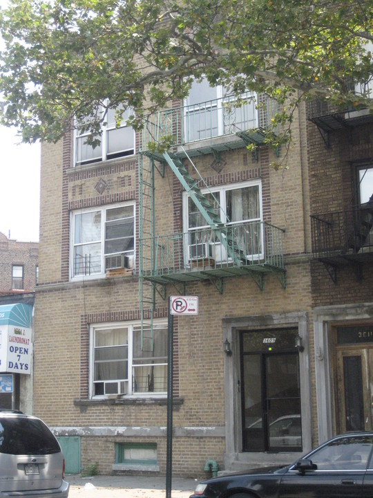 3609 15th Ave in Brooklyn, NY - Building Photo