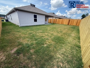 1232 Agogo Ln in Conway, AR - Building Photo - Building Photo