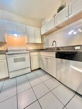 1211 Kennewick Ct in Wesley Chapel, FL - Building Photo - Building Photo