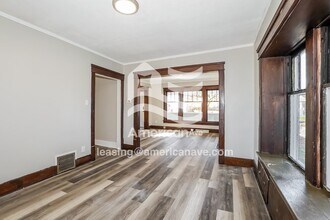 724 Carlysle St in Akron, OH - Building Photo - Building Photo