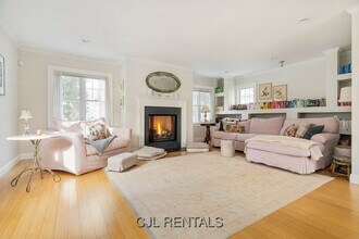 150 Vassal Ln in Cambridge, MA - Building Photo - Building Photo