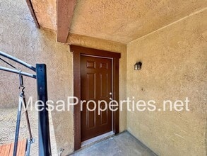 1749 E Fairfield Ct in Ontario, CA - Building Photo - Building Photo
