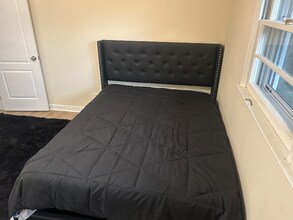 2413 Placid Lake Dr in Charlotte, NC - Foto de edificio - Building Photo