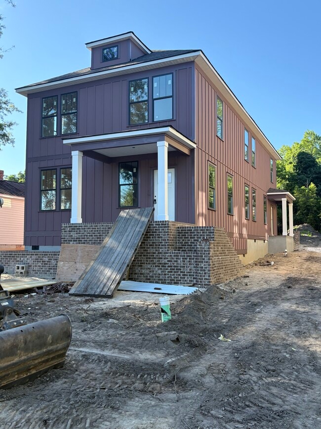 property at 2516 Richland St