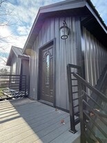 522 E Main St in Loudonville, OH - Building Photo