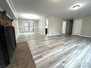 1227 Biltmore Dr NE in Atlanta, GA - Building Photo - Building Photo