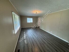 1154 Melbourne Dr in New Haven, IN - Building Photo - Building Photo