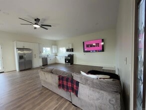 2062 Valley Rim Rd in El Cajon, CA - Building Photo - Building Photo