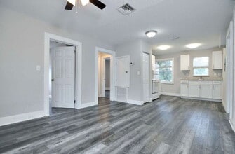 912 Hart St in Clearwater, FL - Building Photo - Building Photo