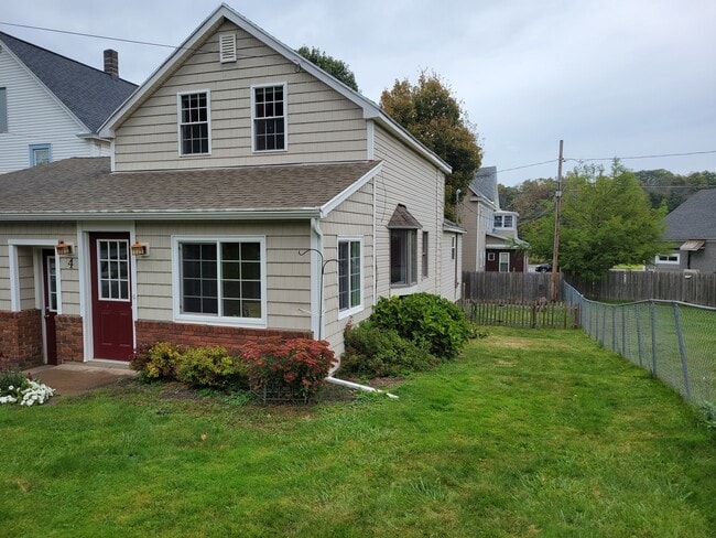 property at 4 Schuyler St