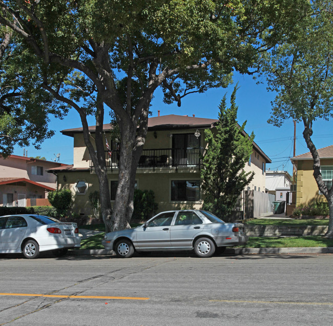 727 E Angeleno Ave in Burbank, CA - Building Photo - Building Photo