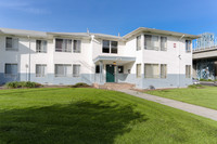 La Brea Apartments in Los Angeles, CA - Foto de edificio - Building Photo