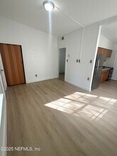 2584 Wisteria St in Jacksonville, FL - Building Photo - Building Photo