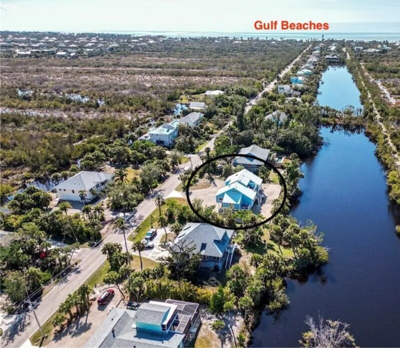 785 Rabbit Rd in Sanibel, FL - Building Photo