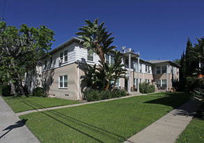 15513 Victory Blvd Apartments