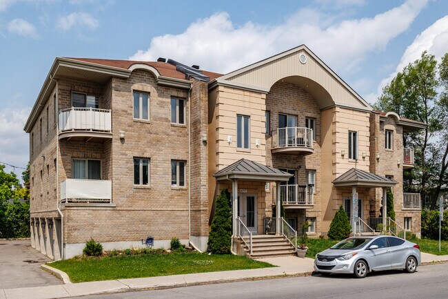 4191 Du Souvenir Ch in Laval, QC - Building Photo - Primary Photo