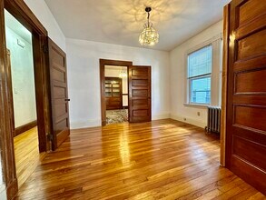 29 Woodlawn St, Unit 1 in Boston, MA - Building Photo - Building Photo