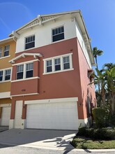 1730 Borrego Way in West Palm Beach, FL - Building Photo - Building Photo