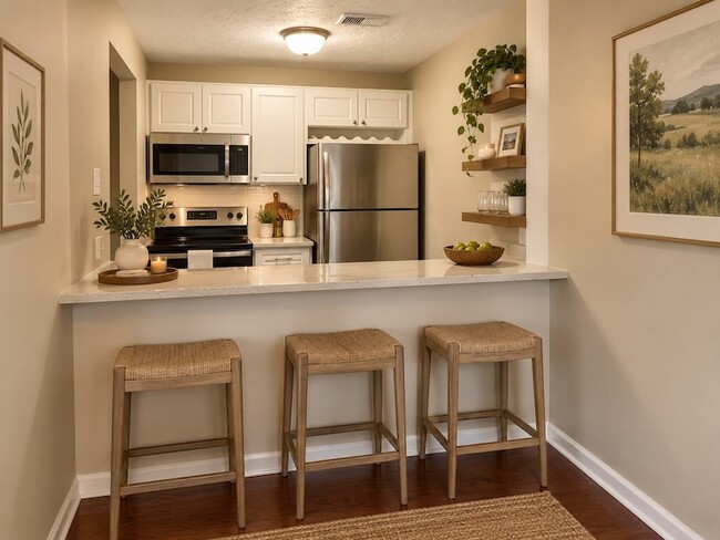 property at 2025 Woodmont Blvd